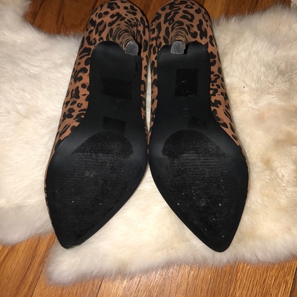 Sexy cheetah print stilettos - Picture 3 of 5